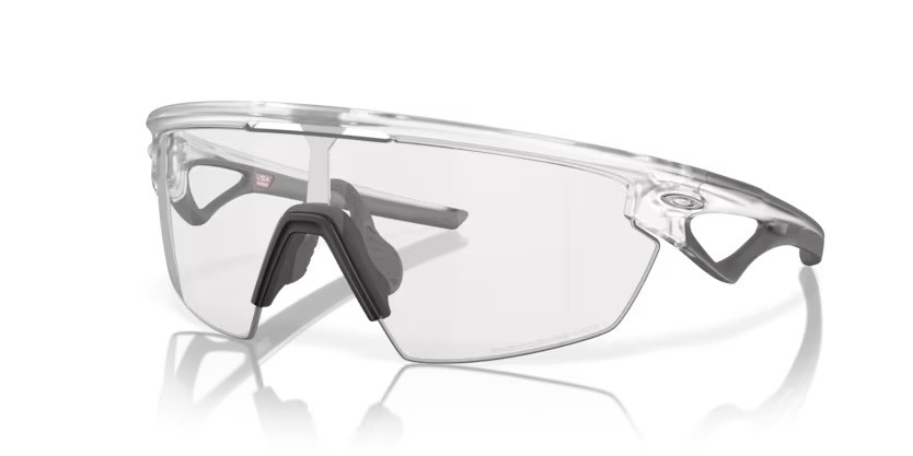 Oakley Sphaera OO9403 07 – Mat helder