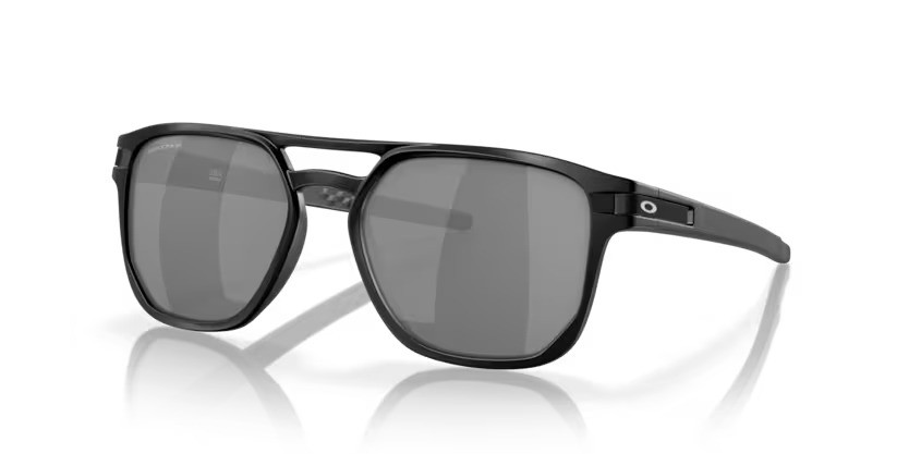 Oakley Latch Beta OO9436 05 – Matzwart Polarized