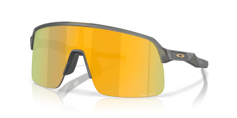 Oakley Sutro Lite 9463 77 – Transparant olijf inkt