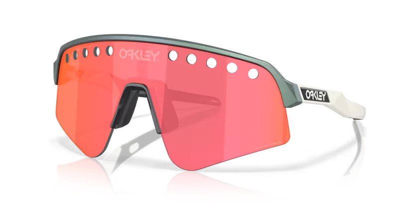 Oakley zonnebril 9465  Sutro lite sweep 31 – Mat zilver/blauw kleurverschuiving