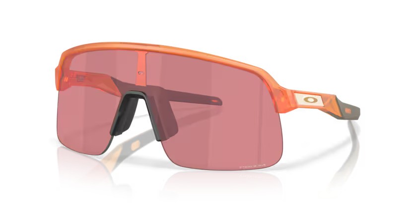 Oakley zonnebril 9496 Sutro light S 10 – Mat transparant ginger